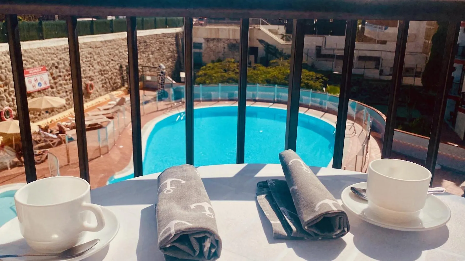 Sunny Apartment Near The Beach Playa del Ingles